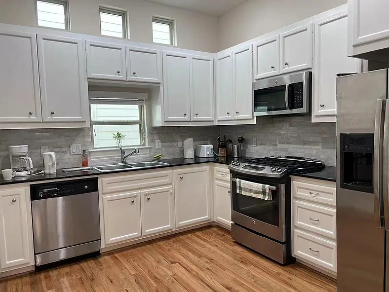2710 Hullsmith Dr #303 — Photo 8