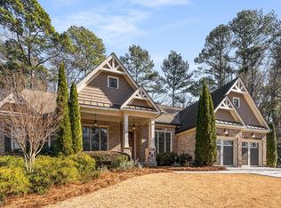5905 Kayron Dr, Sandy Springs, GA 30328