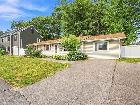 3rd image of 34 Joseph Rd