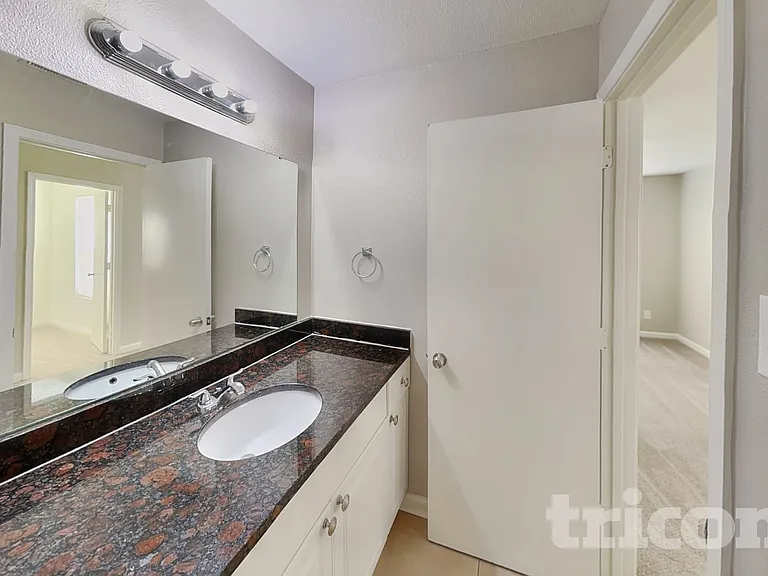 1242 Phil Oneil Dr — Photo 10