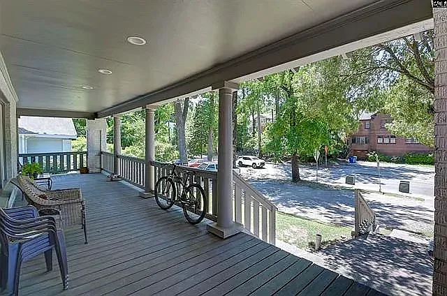 2217 Blossom St #4 — Photo 3