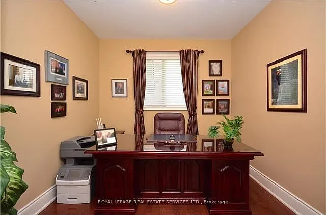 2271 Lyndhurst Dr — Photo 13