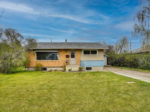8316 S 43rd Ave NW, Calgary, AB T3B 1X9
