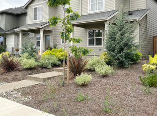 1660 SE Barberry Ave, Dallas, OR 97338