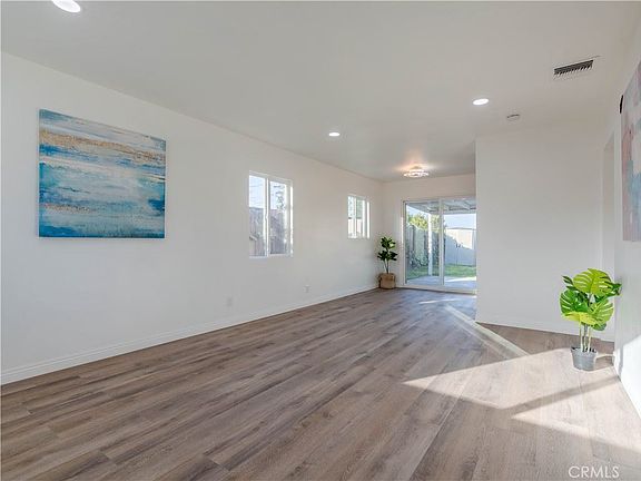 2nd image of 16091 Sigman St