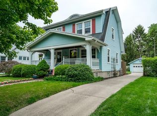 206 Wiltshire Blvd, Oakwood, OH 45419