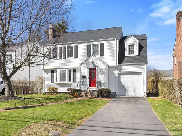 137 Penn Drive, West Hartford, CT 06119