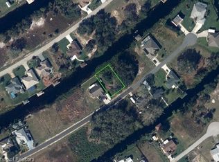 160 Mango Rd NE, Lake Placid, FL 33852