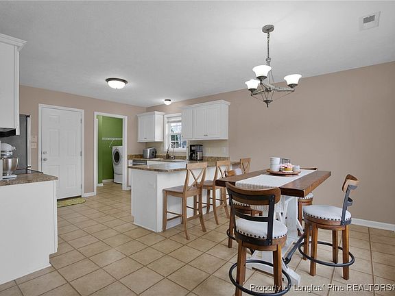 5th image of 150 Tulane Dr