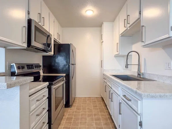 BC Highland Ave, 2625 Highland Ave Unit 2, San Diego, CA 92105