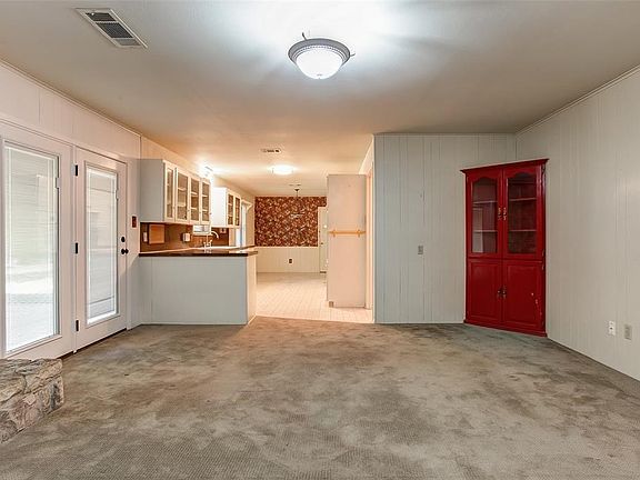 3rd image of 3804 Sunnydale Dr