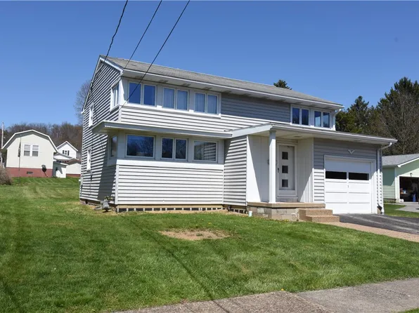 241 Chestnut St, Indiana, PA 15701