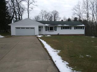 7676 Walton Rd, Walton Hills, OH 44146