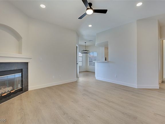 2nd image of 1621 Sandecker Ct Unit 202