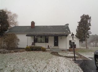 7294 Michael Rd, Orchard Park, NY 14127