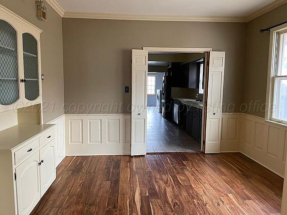 3rd image of 1305 N Charles St