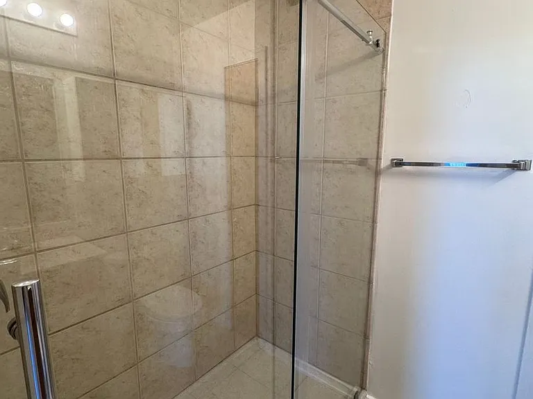 1000 W Leland Ave #7B — Photo 16