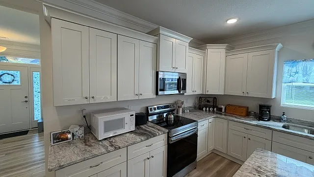 533 Carolina Ave — Photo 13