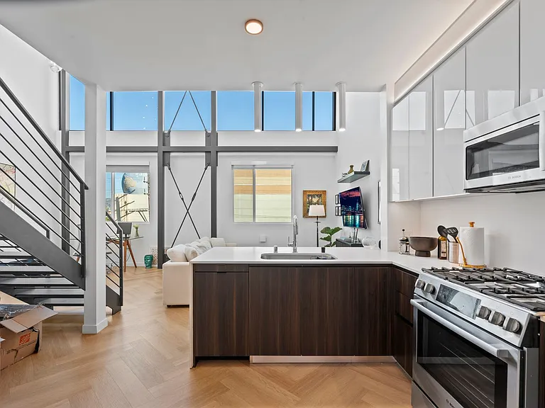 TALA Residences at Gillis House — Photo 42