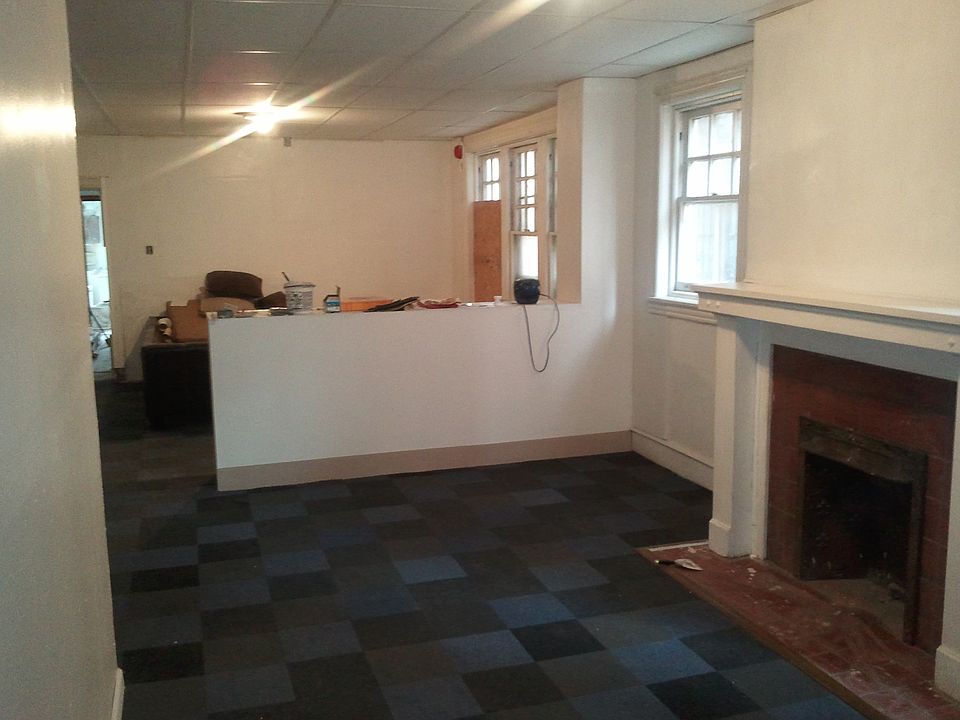 2nd image of 5339 Chester Ave #1