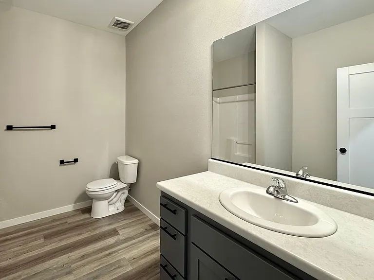 West 5th Townhomes — Photo 10