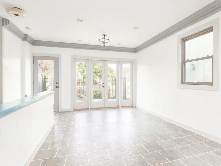 1505 E Jefferson St — Photo 3