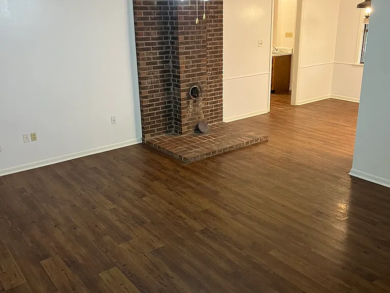 2271 Plum Point Cv S — Photo 2