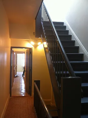 Rented by Perry Associates NYC Inc | media 22