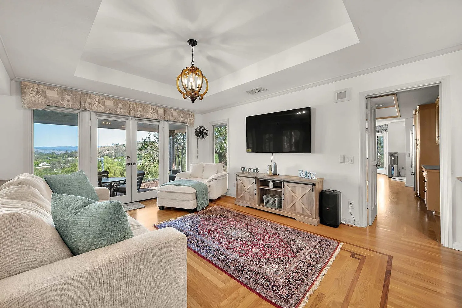 4 bed, 2.0 bath, $11,246 — Photo 4