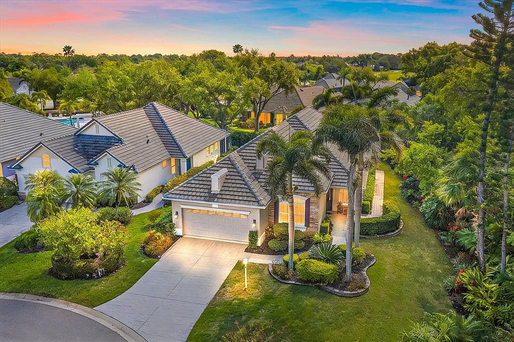 7825 Troon Ct