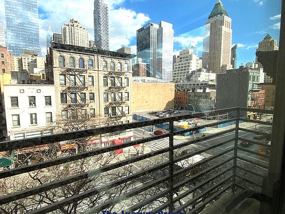 4th image of 821 9th Ave #5A