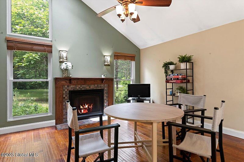 4th image of 1214 Goode Road