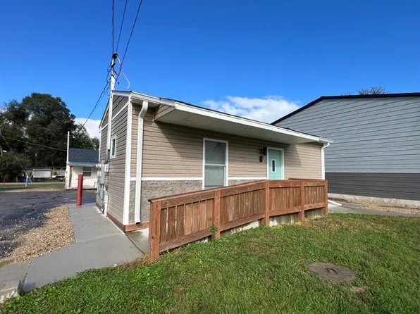 1600 North Ave #6, Crystal Lake, IL 60014