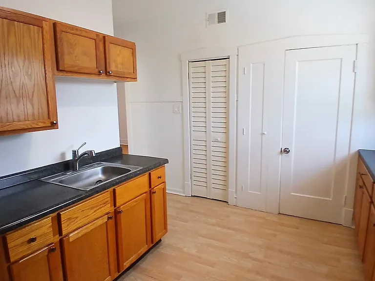 4644 W Palmer St #2 — Photo 5