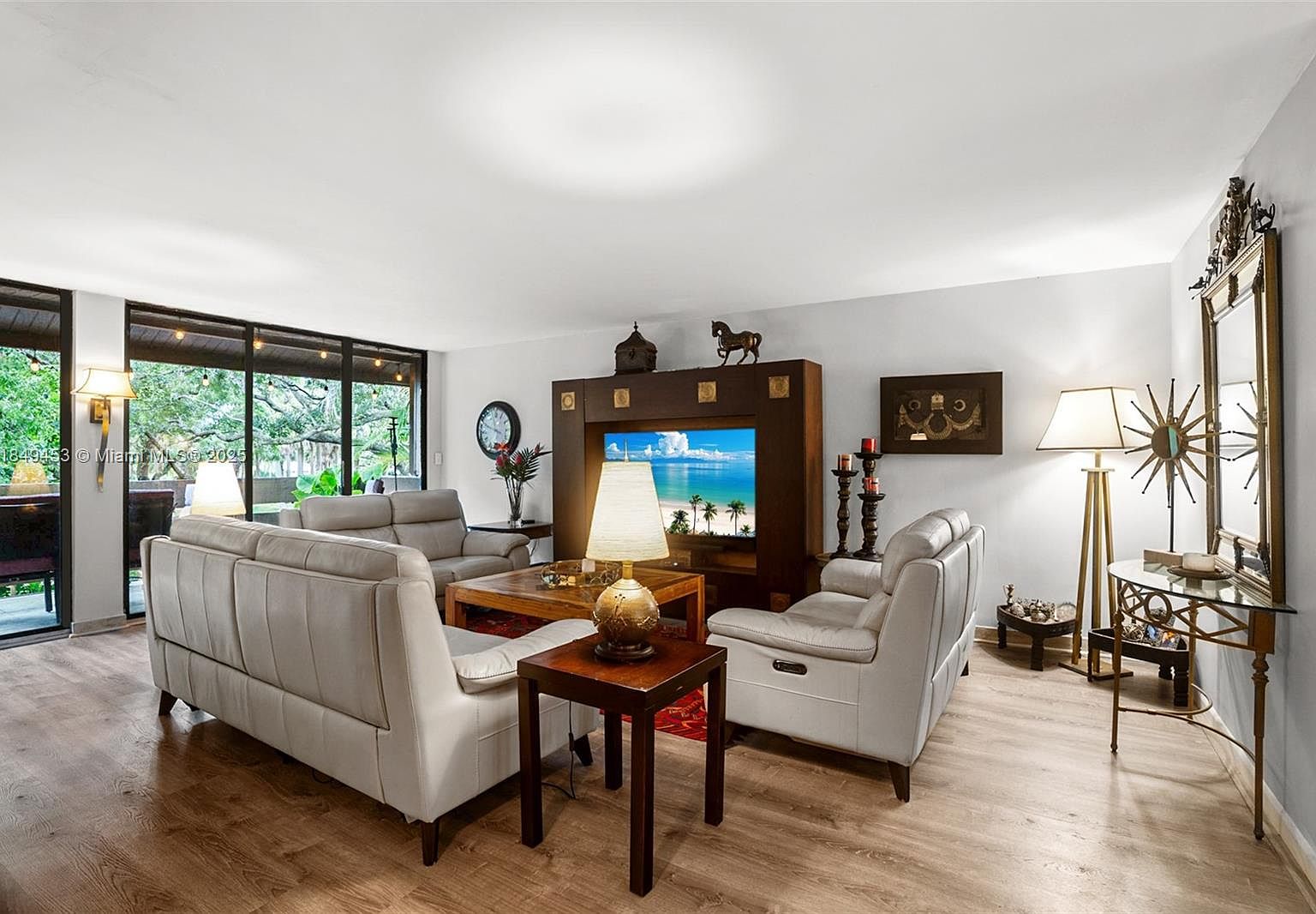 101 SW 96th Ter APT 204