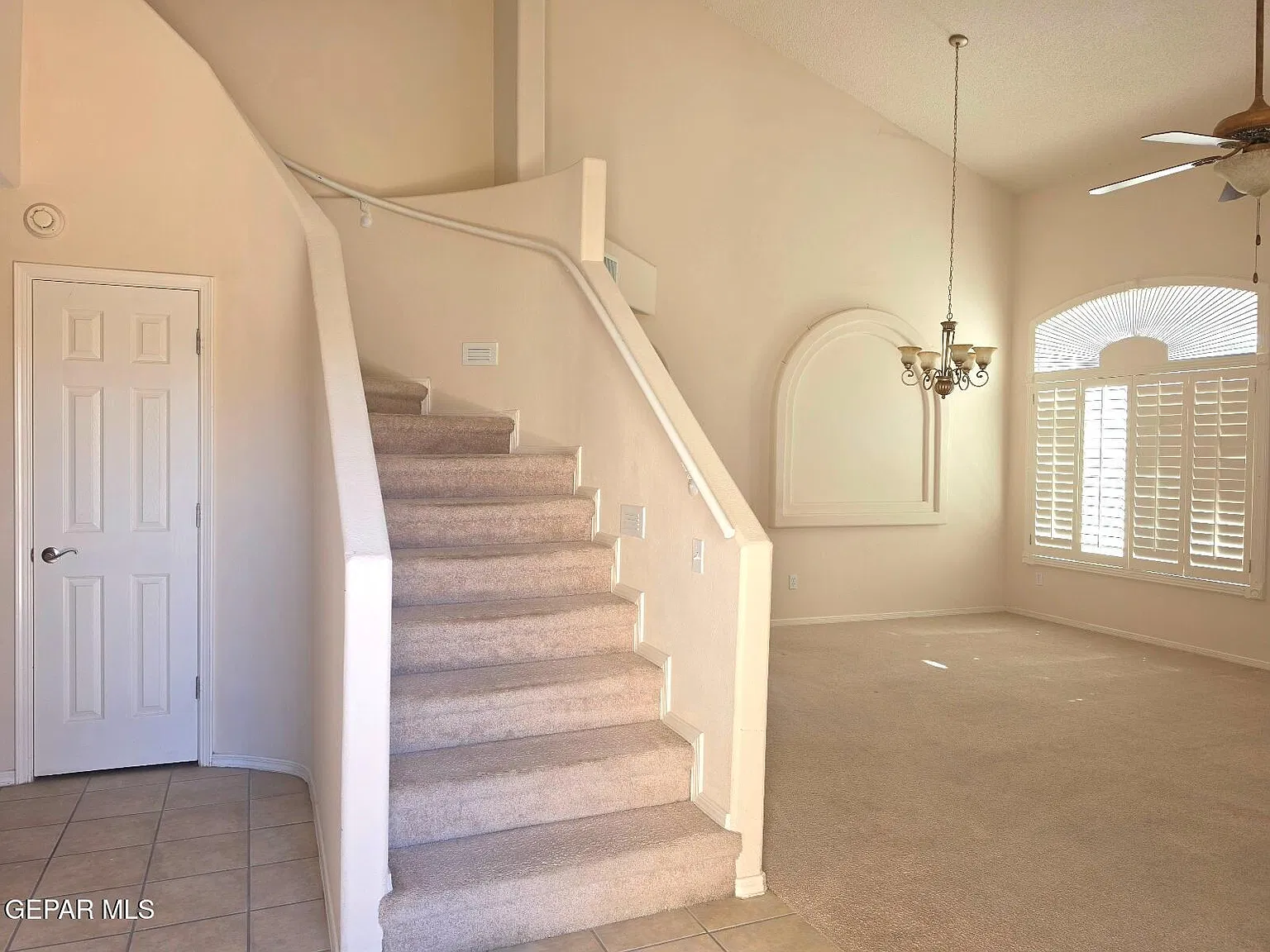 4 bed, 3.5 bath, 2789 sqft, $3,300 — Photo 3
