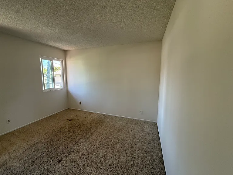 1505 Prospect Ave — Photo 16