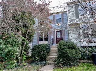 1727 Sundance Dr, Reston, VA 20194