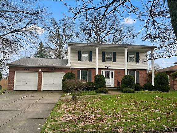 3rd image of 17 Parkhaven Dr
