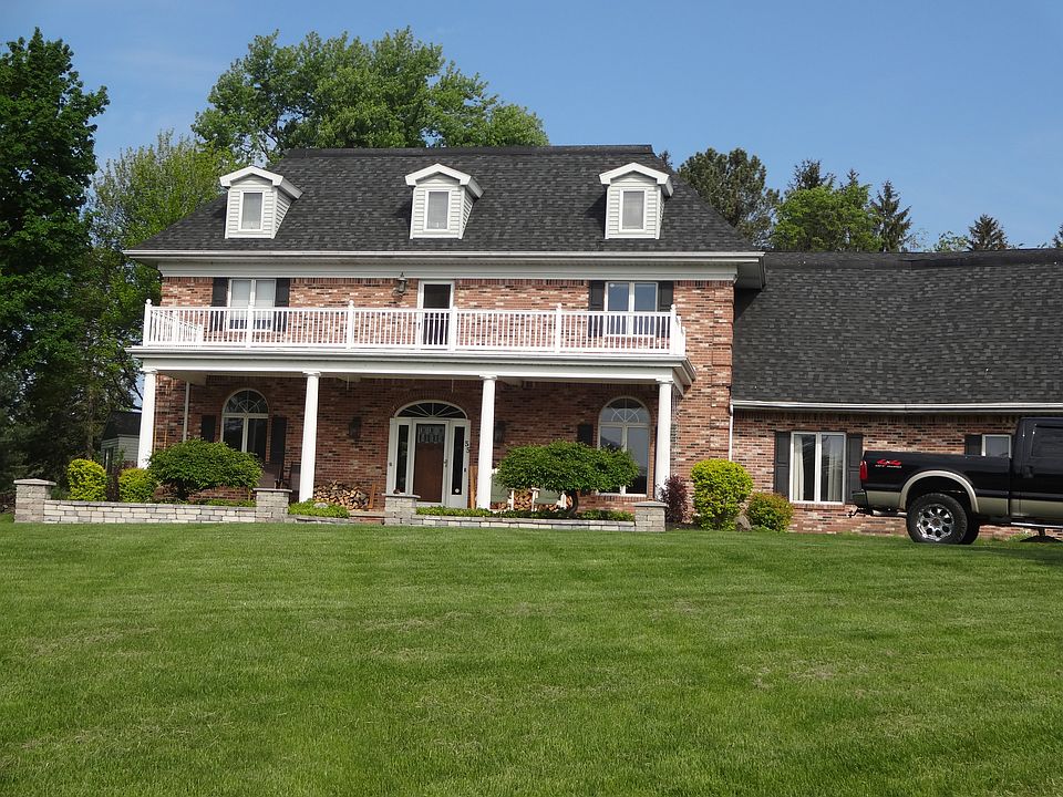1st image of 55 Silent Meadow Ln
