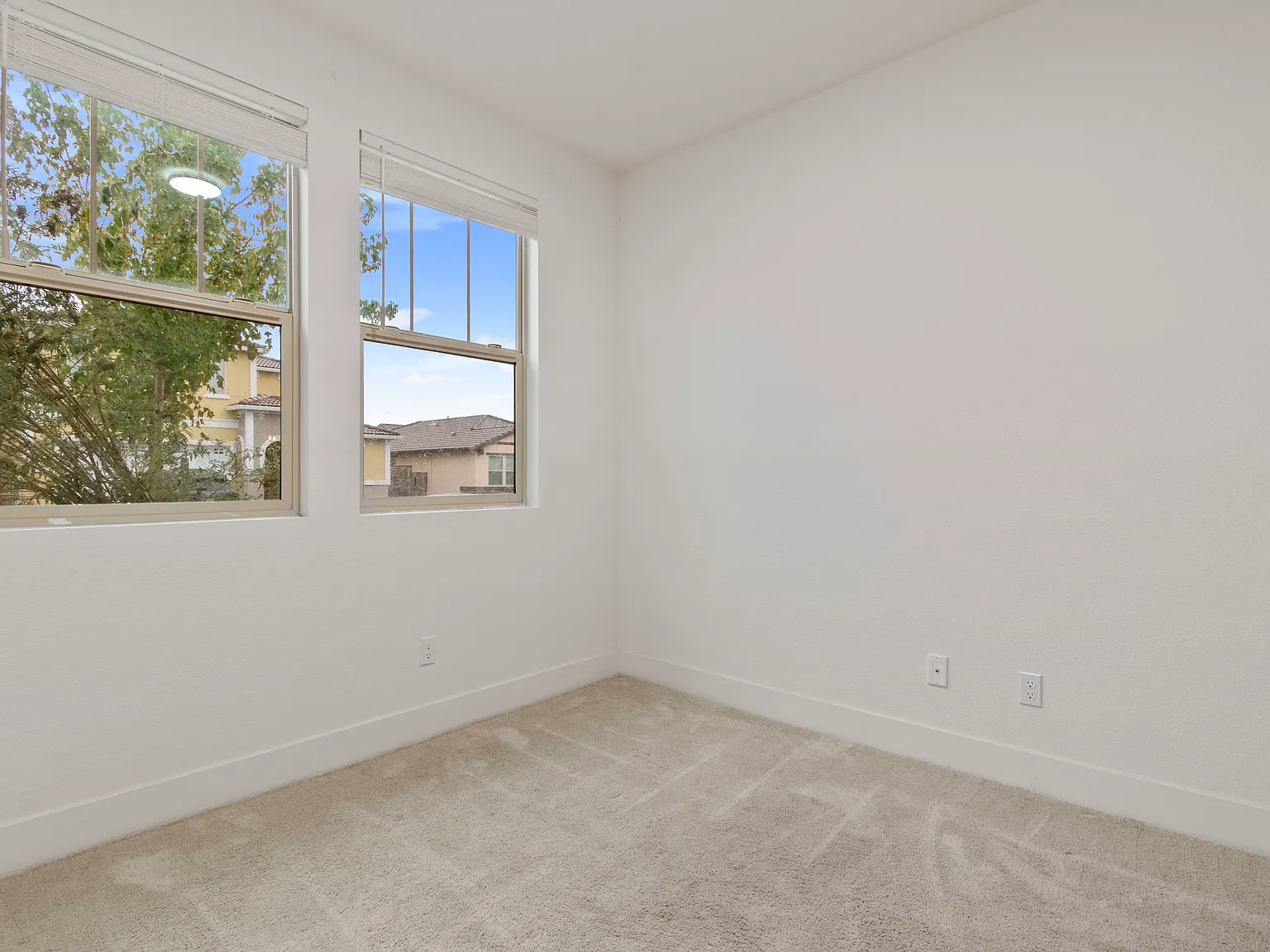 12721 Quantum Way — Photo 3