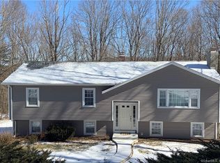 191 Oak Hill Dr, Southbury, CT 06488