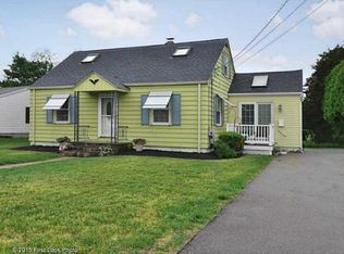 19 North Dr, Westerly, RI 02891