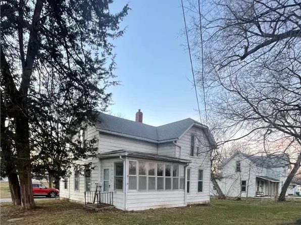 1101 Orchard Ave, Chariton, IA 50049