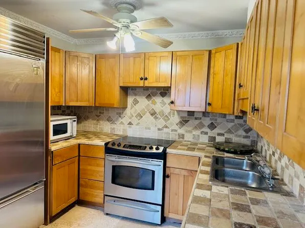 640 Oak St, Boynton Beach, FL 33435