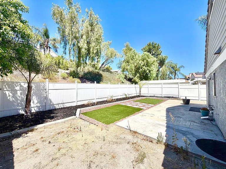 23986 Falconer Dr — Photo 21