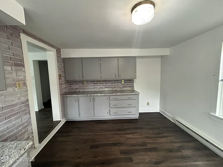 533 Chestnut St #2 — Photo 2
