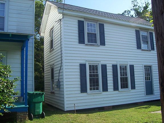 4th image of 627 Randolph Ave