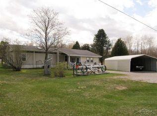 11501 Ferden Rd, Chesaning, MI 48616