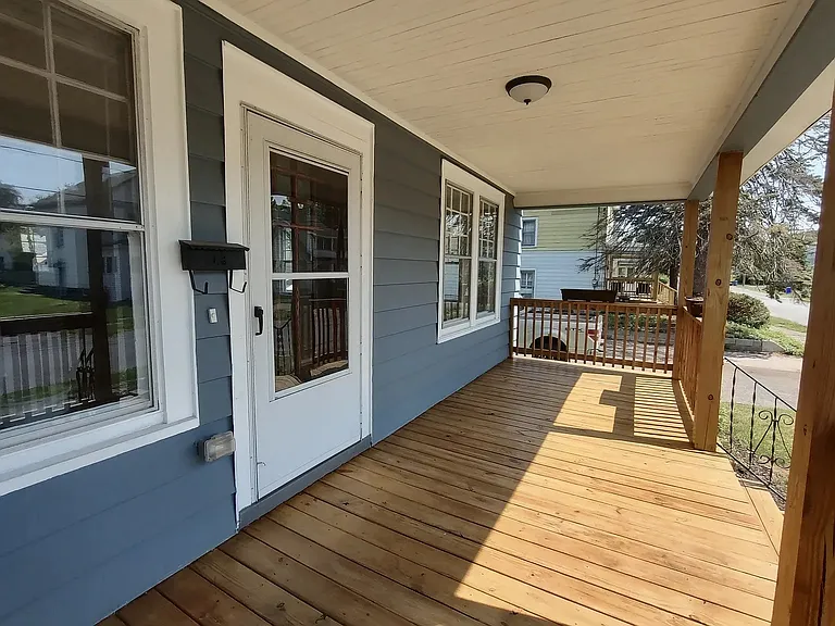 51 Clayton St — Photo 2